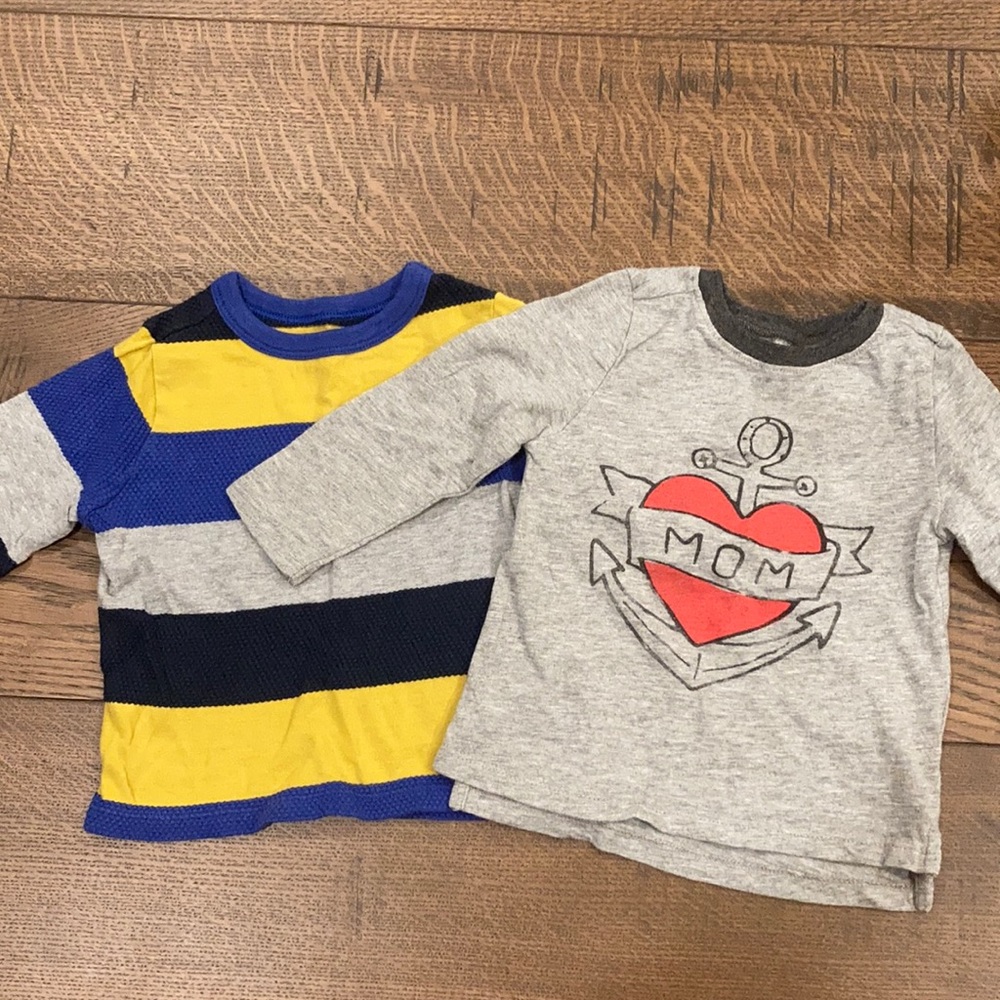 Old Navy 12-18 month long sleeved shirts